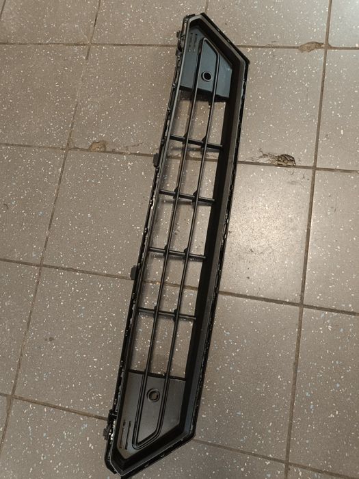 Решетка бампера volvo xc40.c40