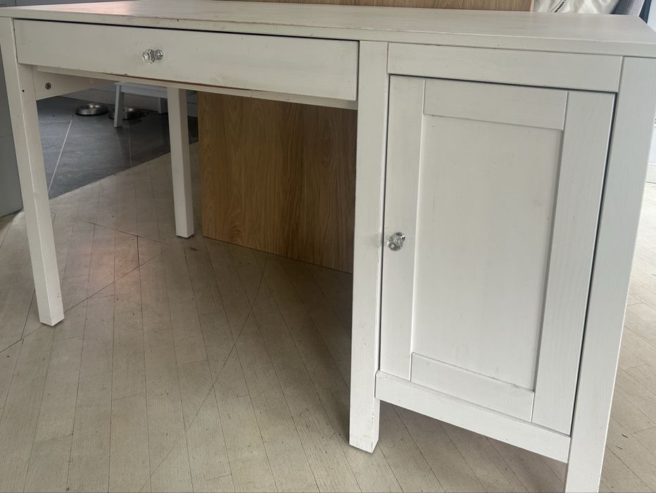 białe biurko ikea hemnes