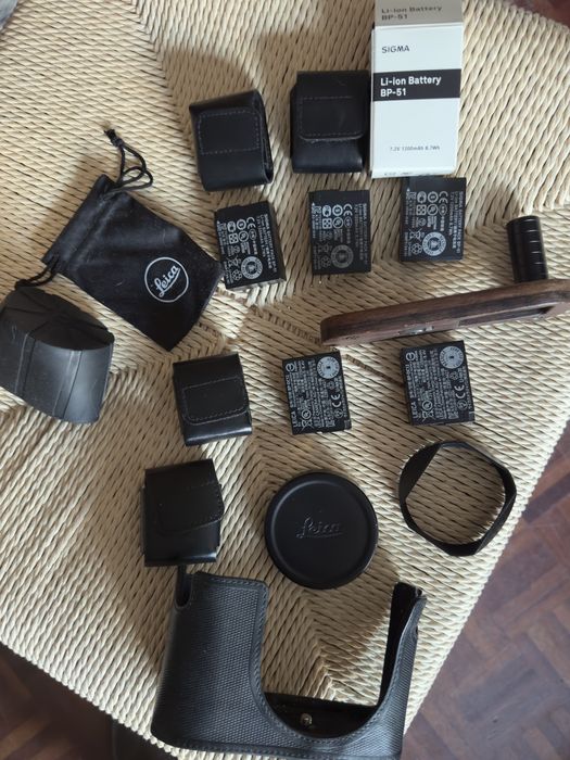 Leica Q com pacote de acessórios -