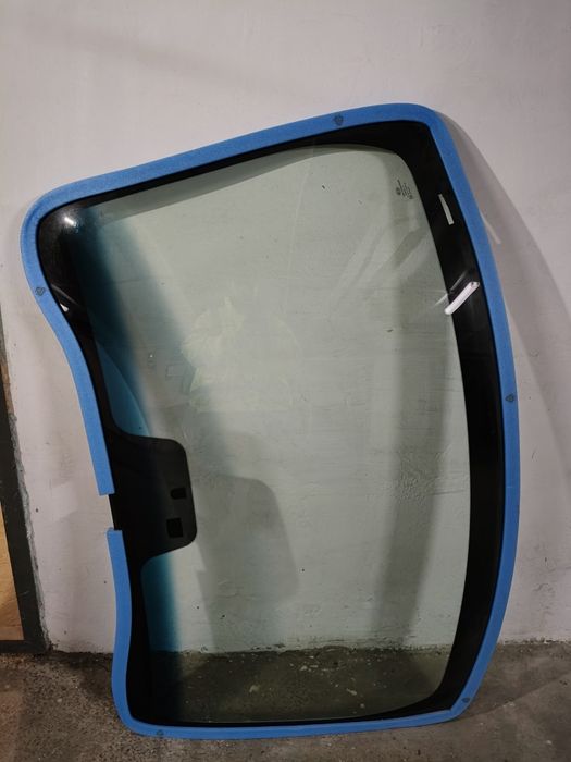 Скло для Кіа Авто