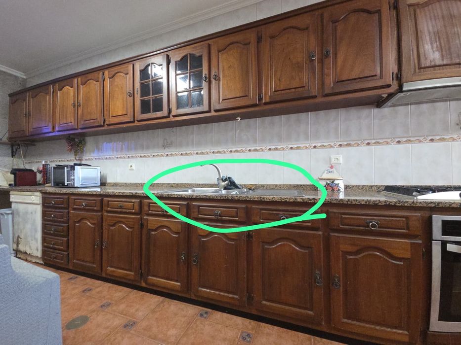 Móveis cozinha em madeira