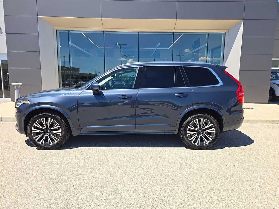 Volvo XC90 T5 Momentum      2022