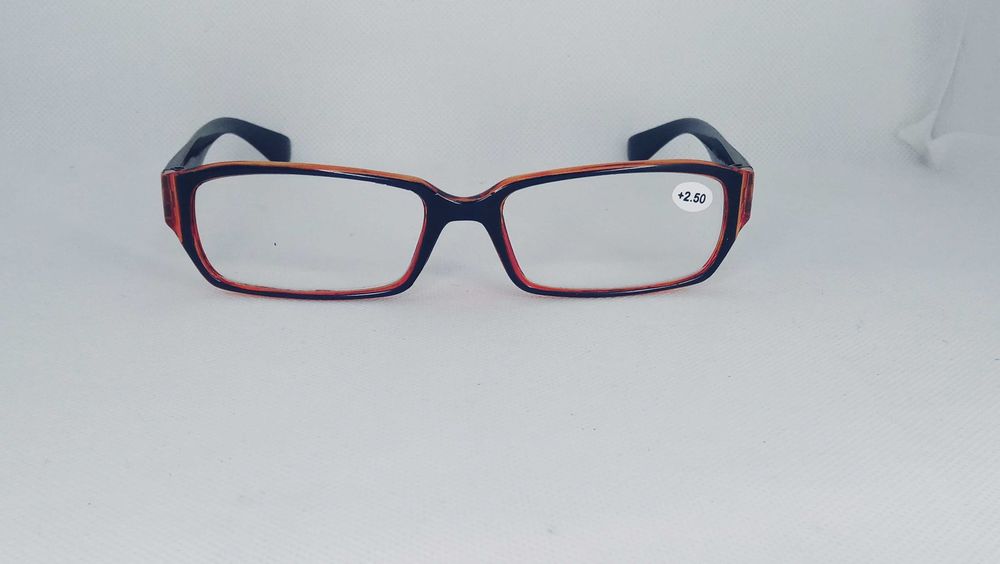 Okulary Plusy 2.50 dioptre