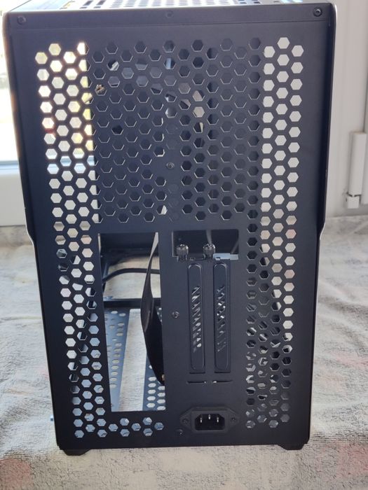 Caixa micro-atx/itx Raijintek ophion m evo