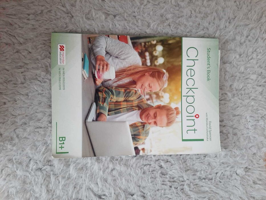 Podręcznik Angielski "CHECKPOINT"