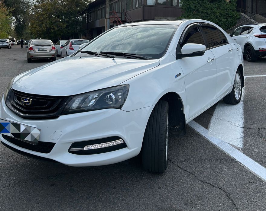 Аренда авто (электро) под такси, прокат для работы Geely EV300