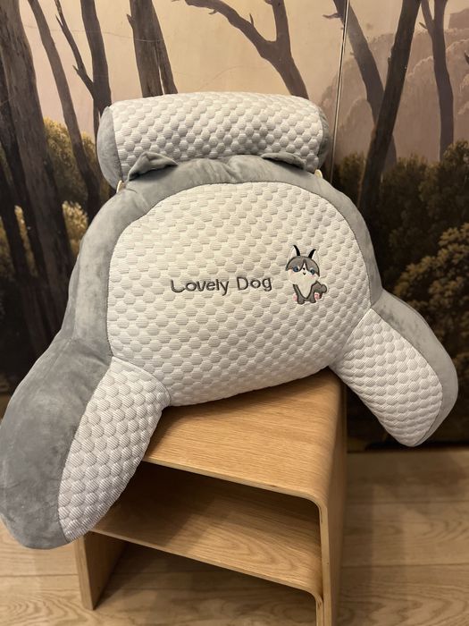 Urocza poduszka lędźwiowa Husky