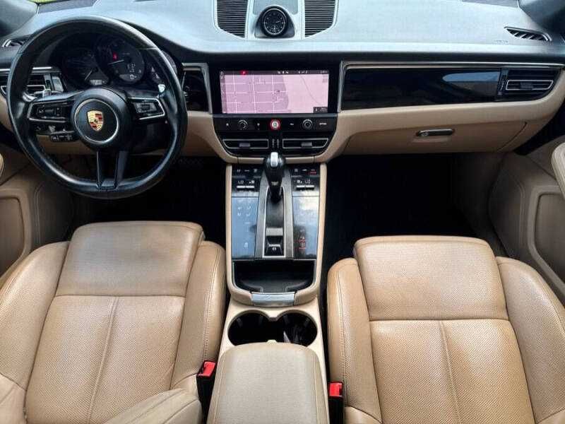 2023 Porsche Macan