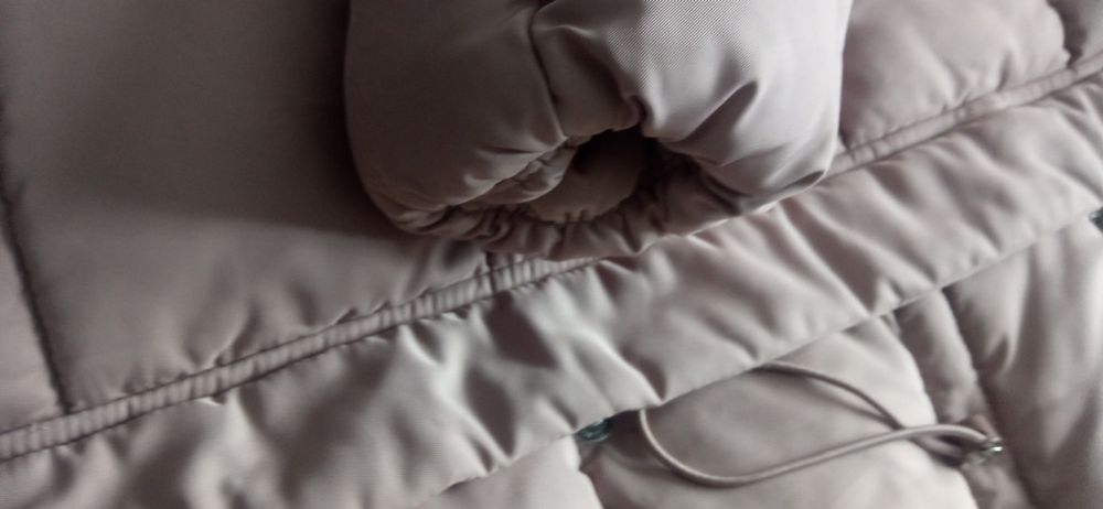 Kurtka zimowa beżowa