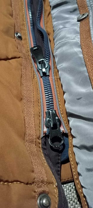 Мужская тёплая куртка с капюшоном