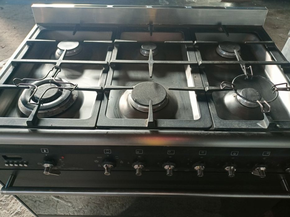 Piekarnik gastronomiczny SMEG czarny  super stan