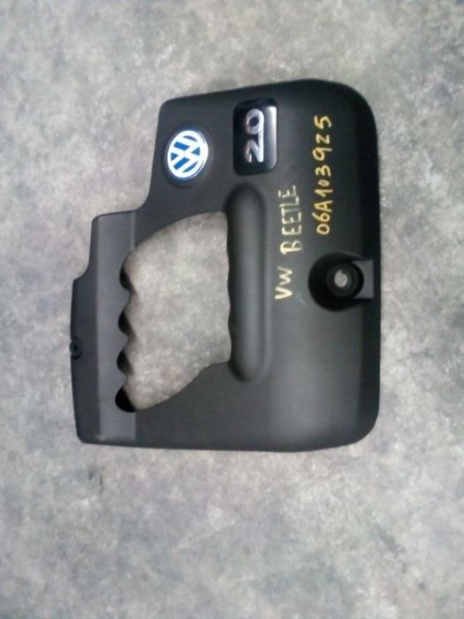 Tampa de motor VW Beetle REf: 06A103925