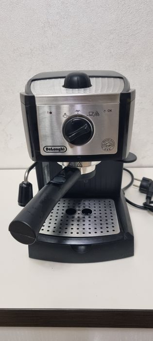Продам кавоварку DeLonghi