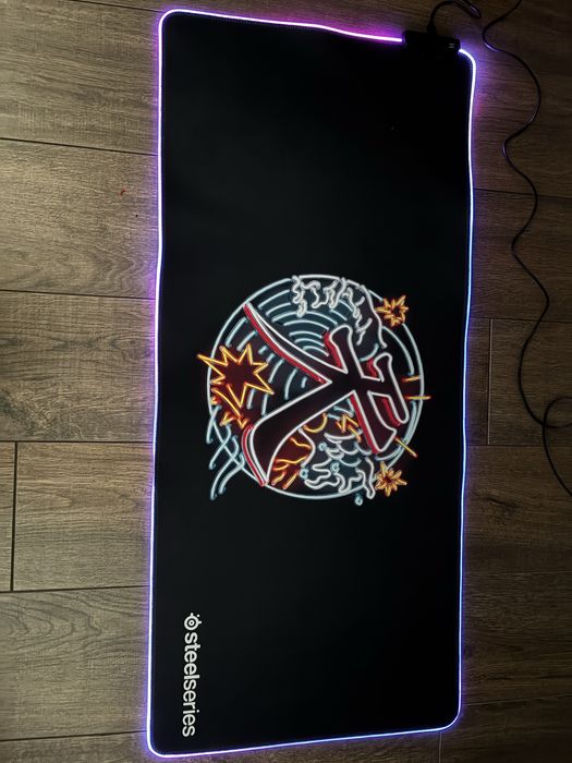 Podkładka na biurko (90 cm x 40 cm) Świecąca + Kabel i Kostka