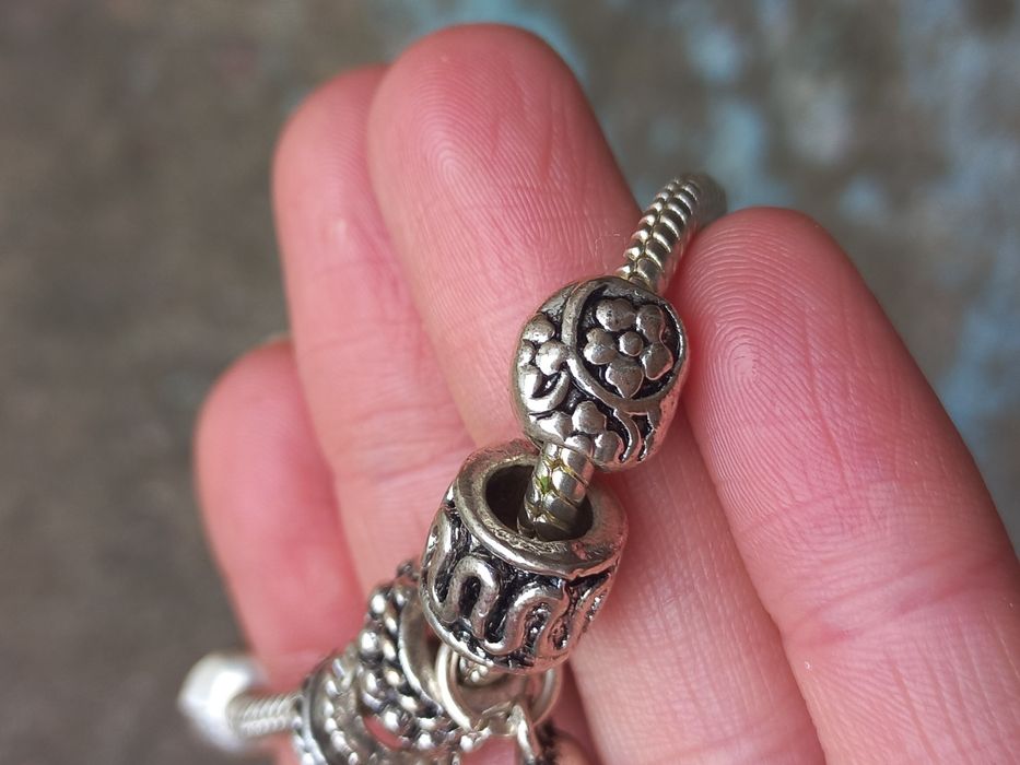 Елегантний браслет з посрібленням,з підвіскою мішки як пандора