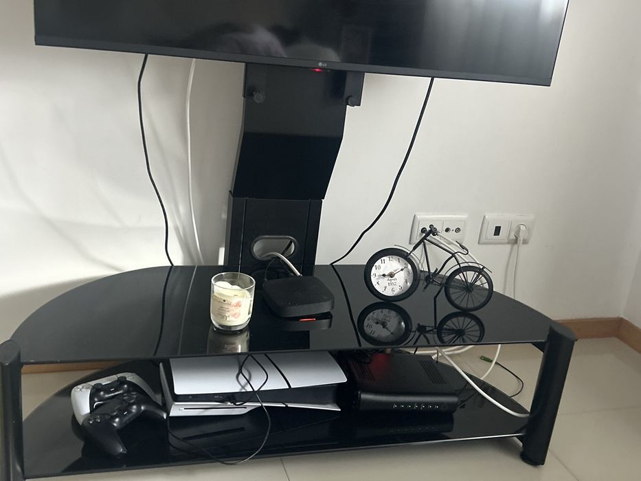 Móvel de TV com suporte incorpurado