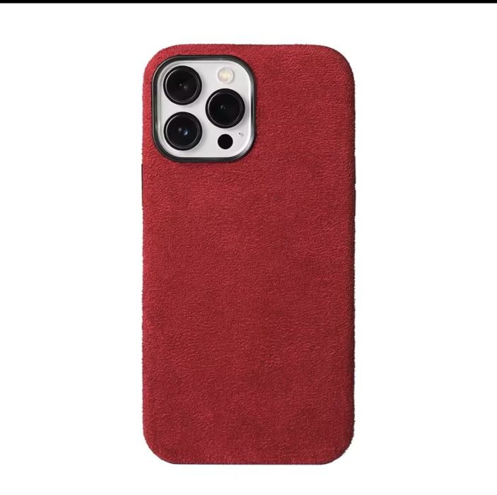 Мʼякий замшевий чохол for iPhone 13. Новий. Червоний.