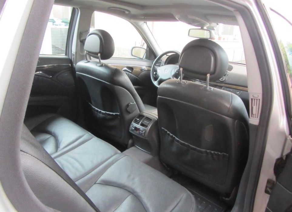 Vendo Mercedes-Benz E 270 CDI Avantgarde 2003 - Automática.