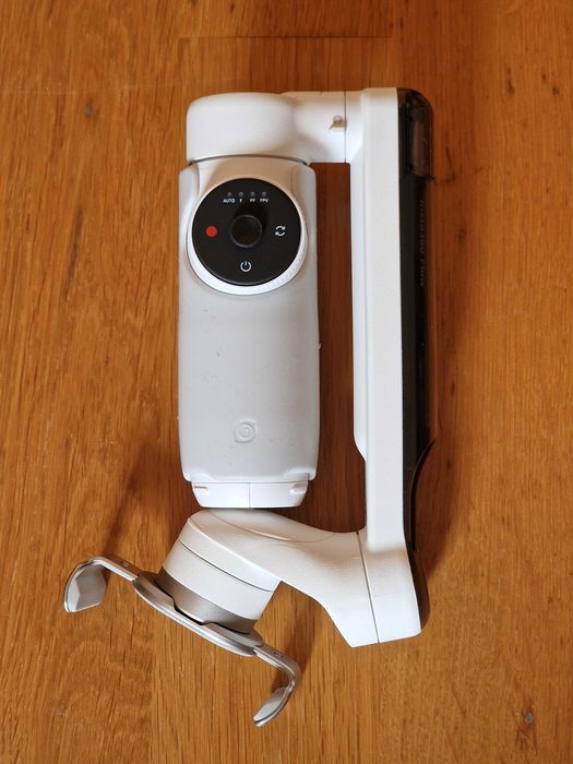 Gimbal Insta360 Flow p/ Telemóvel (Branco) - Como Novo