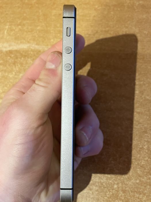 iPhone SE 2018 32GB