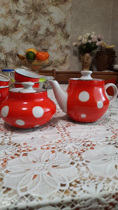 Сервиз чайный горошек