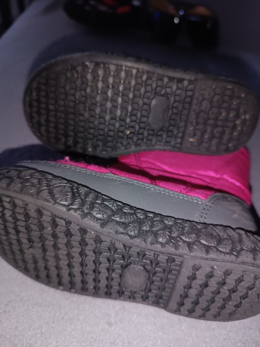 Buty zimowe 5.10.15 r.24 używane