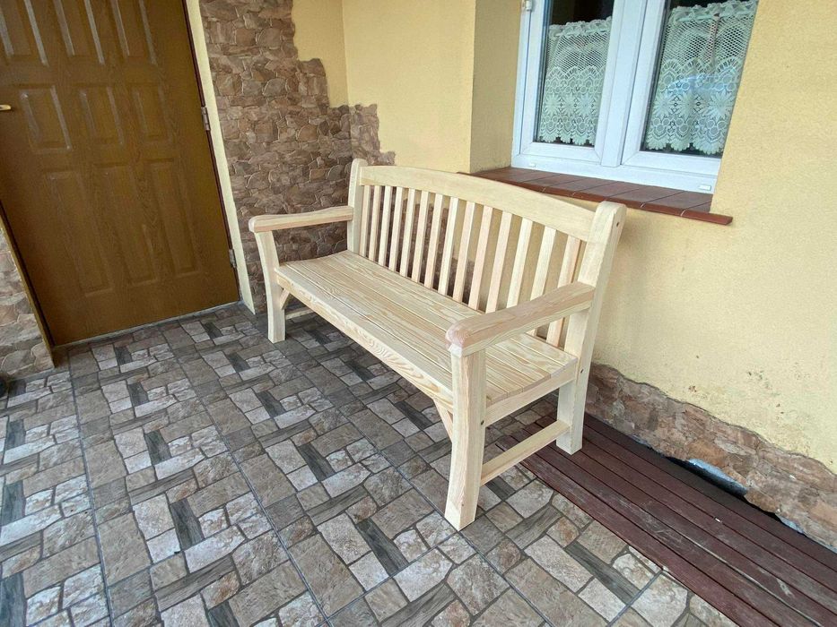 Ławka drewniana idealna na taras i do ogrodu