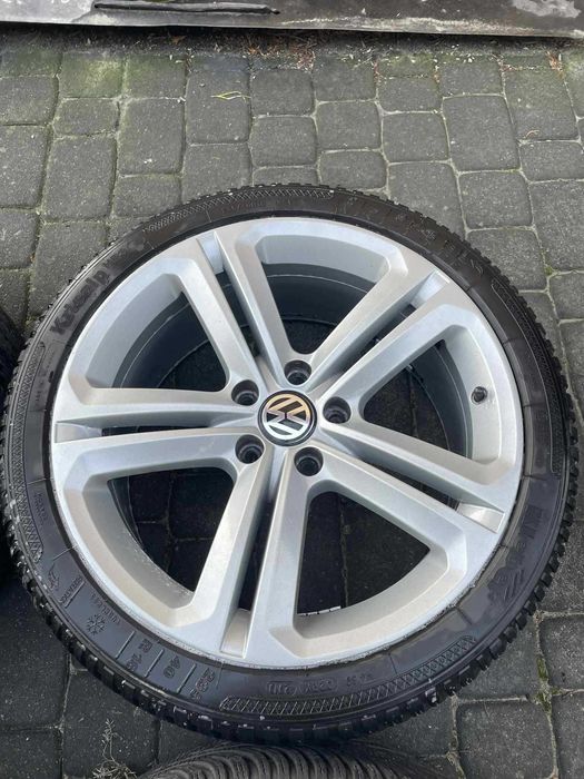 Koła, Felgi aluminiowe 5x112 18' 235/40  Volkswagen CC R-LINE jak nowe