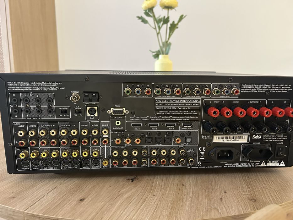 NAD T 755 amplituner kina domowego