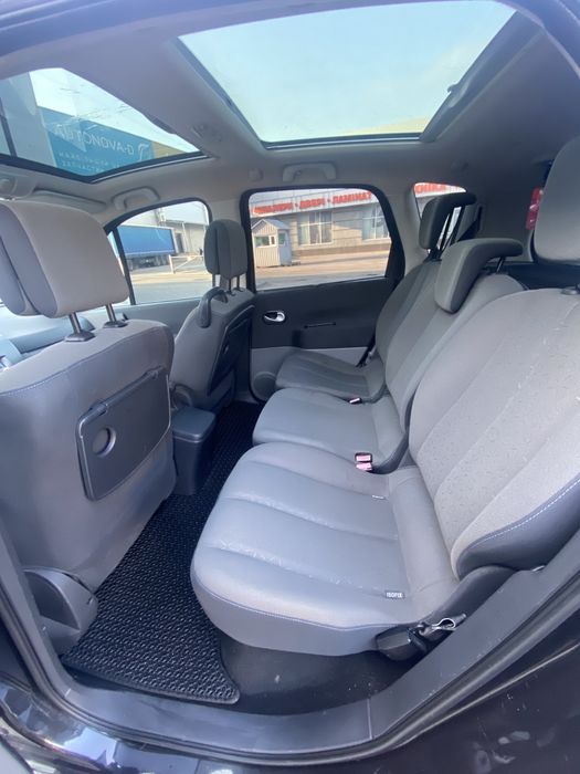 Продам 2008 року Renault scenic 2 з панорамою,  комплектація повна