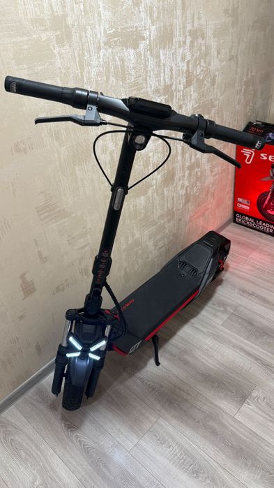 SEGWAY Ninebot ZT3 Pro E
