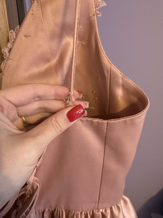 Sukienka Lou Pommada