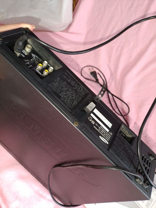 Відеомагнітофон Samsung SVR-11G