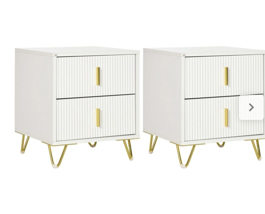 2 Mesinhas de cabeceira novas