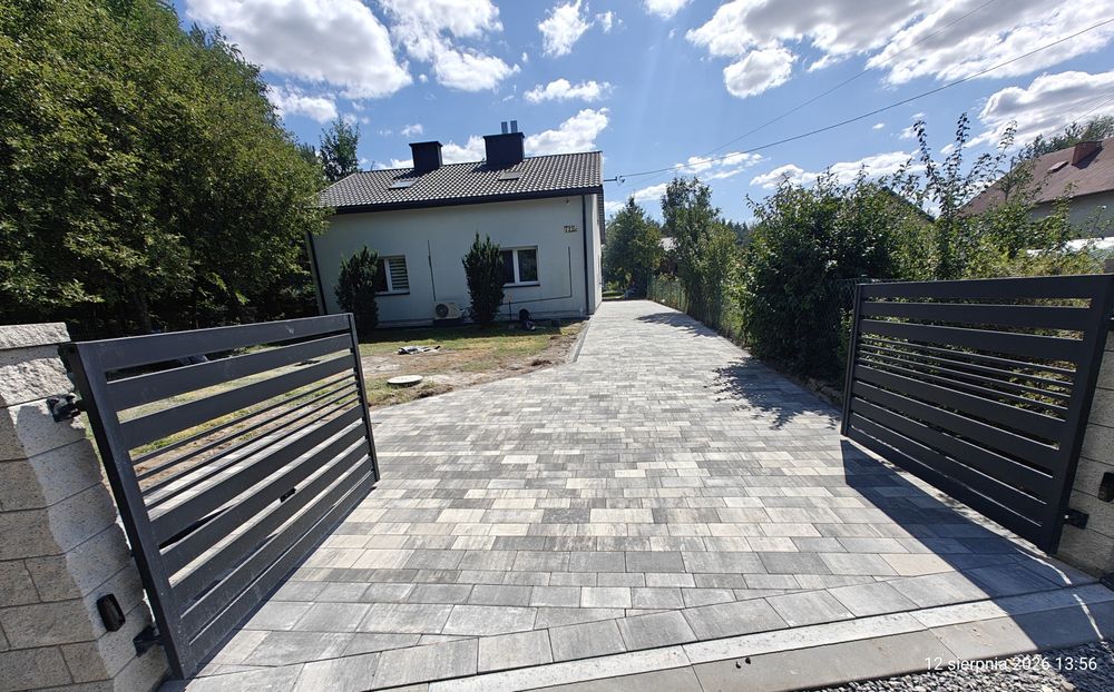 Układanie kostki brukowej,usługi minikoparka,donice tarasowe i rabaty