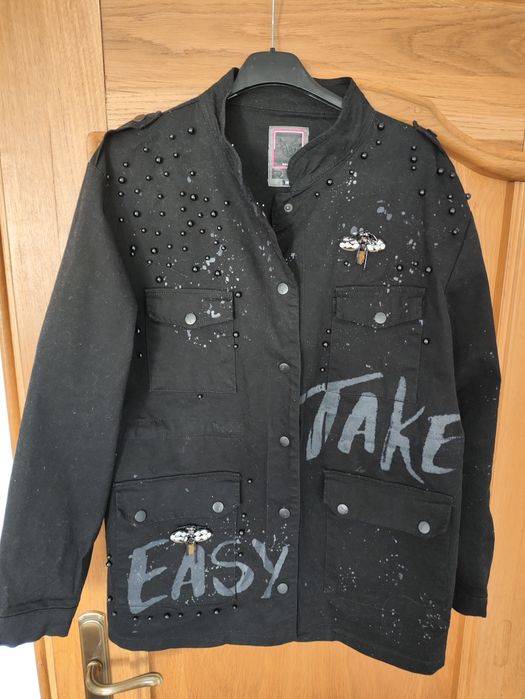 Katana damska z ozdobnymi elementami