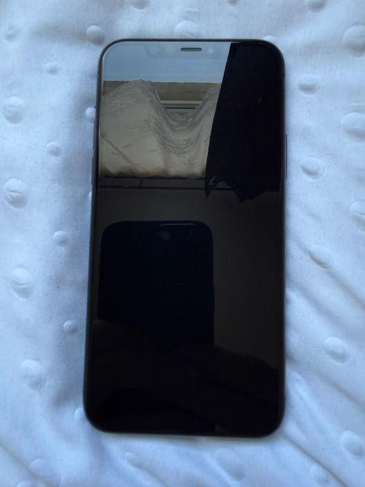 Telefon iPhone 11 Pro