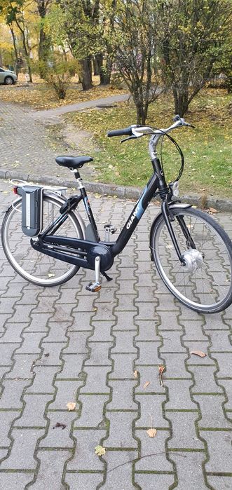 Rower elektryczny Giant Twist