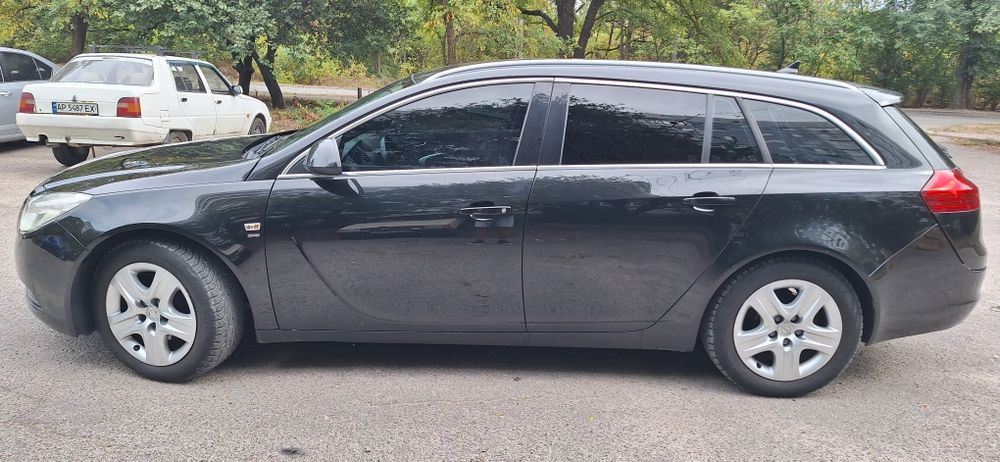 Продам Opel insignia