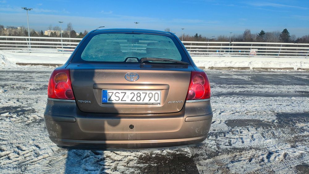 Toyota Avensis 1.8 T25 VVTi benzyna/gaz