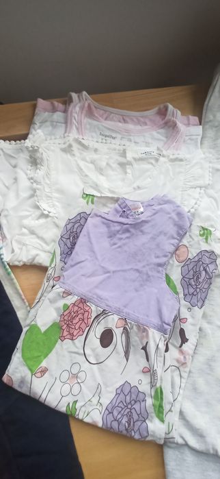 Ubranka dla dziewczynki 116