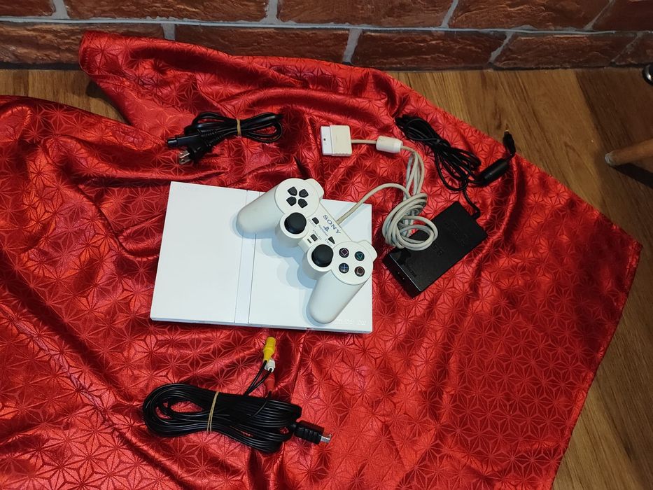 PlayStation 2 slim white