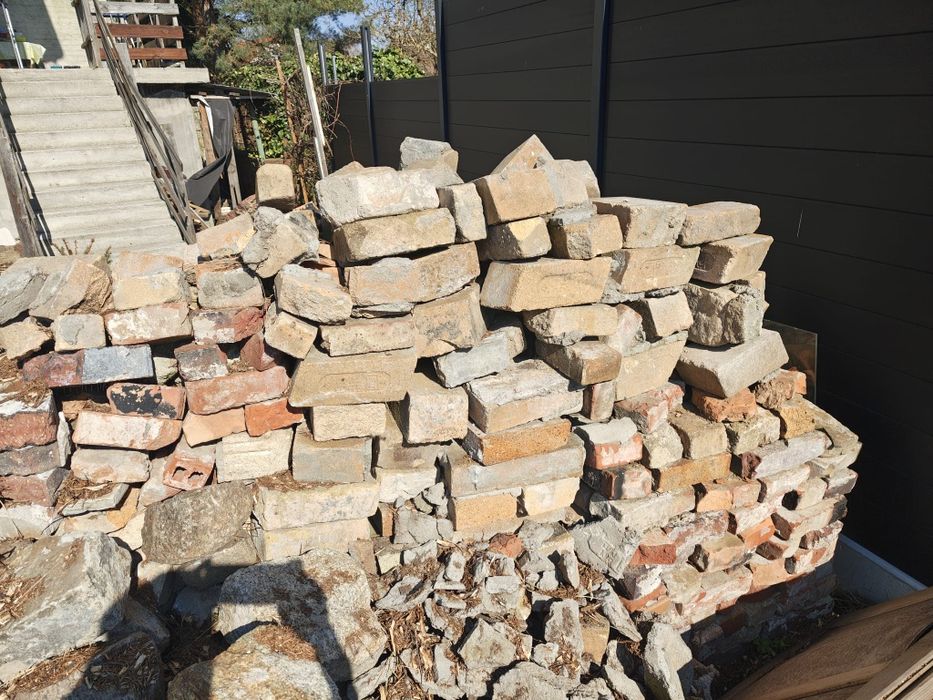 Oddam za darmo cegły