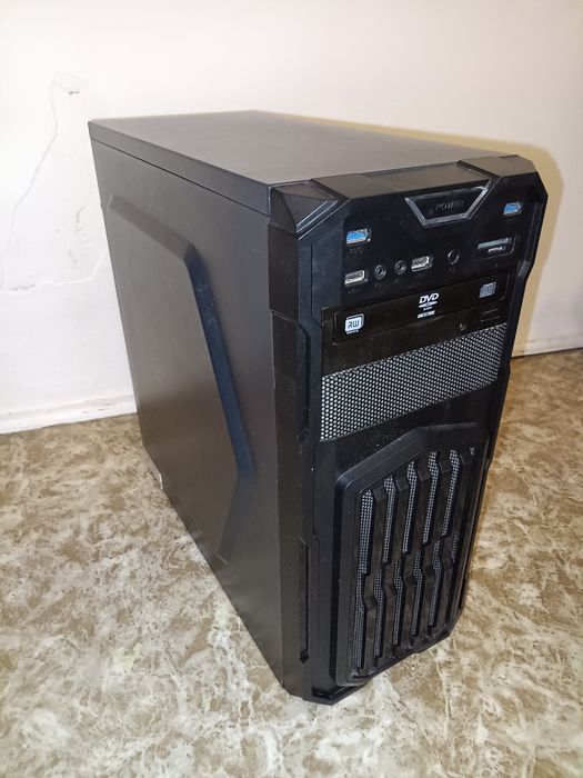 Obudowa PC + 2 wentylatory RGB + napęd CD/DVD