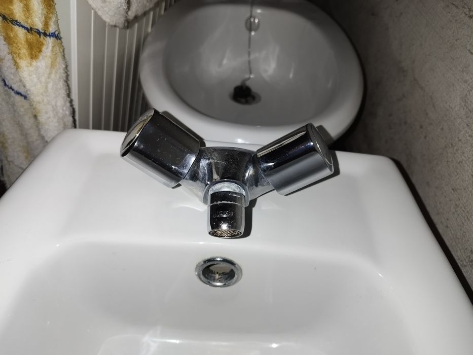 2 bides com torneira