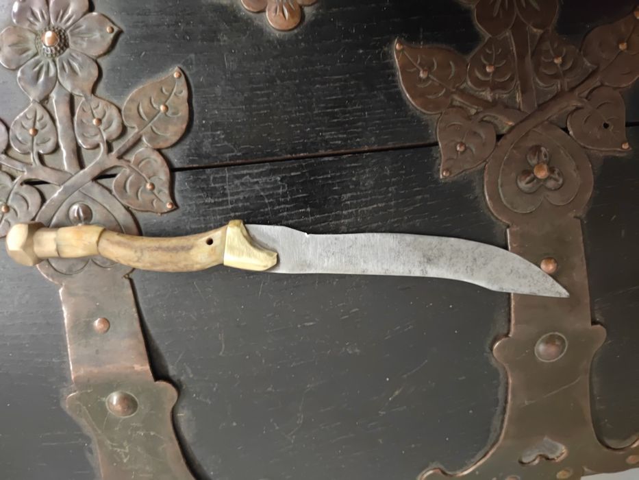 Kuty hartowany polerowany nóz myśliwski poroże mosiądz 27 cm Made in Poland