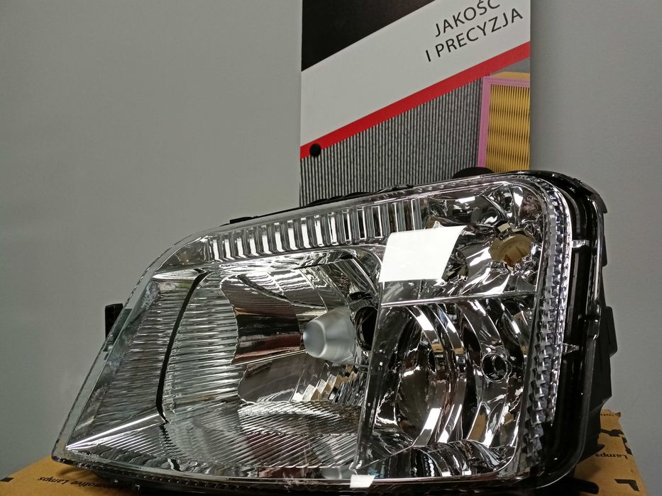 Fiat Panda 09- Lampa/Reflektor przód lewy /H4