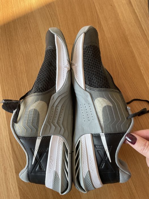 Nike Metron buty