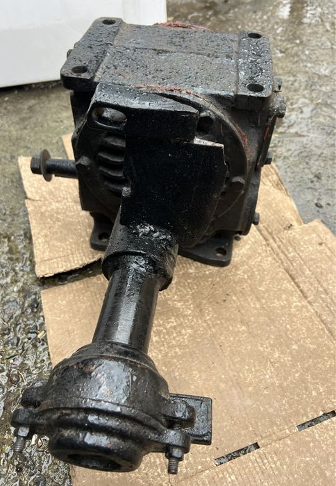 Редуктор Ч100 1х40