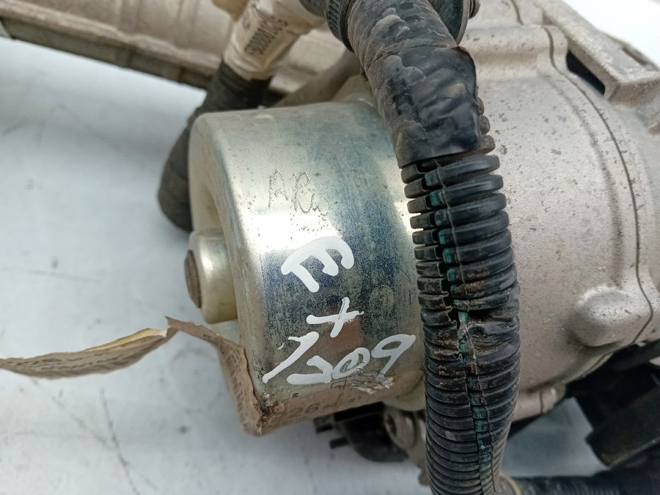 Caixa de direção PEUGEOT 208